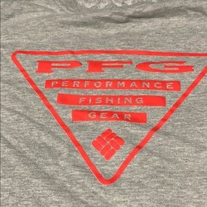 Men’s small pfg shirt